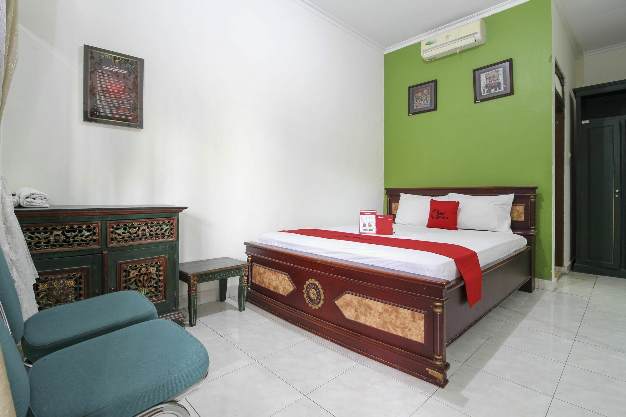 Reddoorz Near Lottemart Maguwo Hotell Yogyakarta Eksteriør bilde